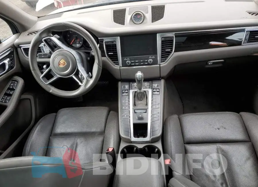 WP1AA2A50HLB80791 Photo# 8