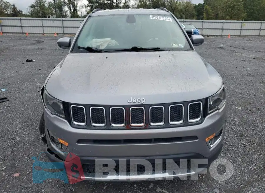 3C4NJCCB4LT128945 Photo# 5