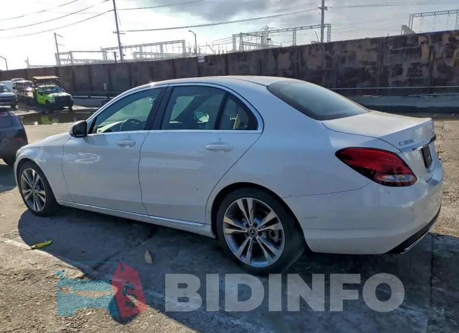 55SWF4JBXJU244353 Photo# 2