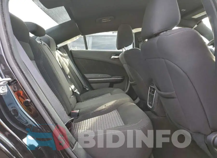 2C3CDXBG9PH547816 Photo# 10