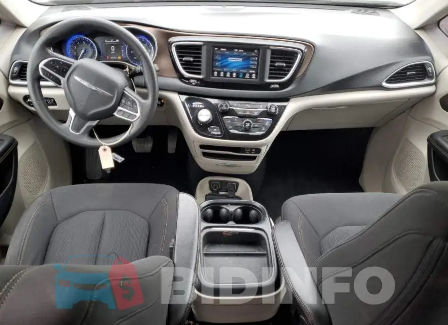 2C4RC1FG5JR126113 Photo# 8