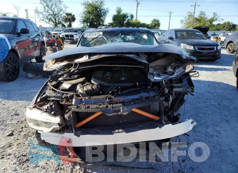 WBA8B3G55JNV00978 Photo# 5