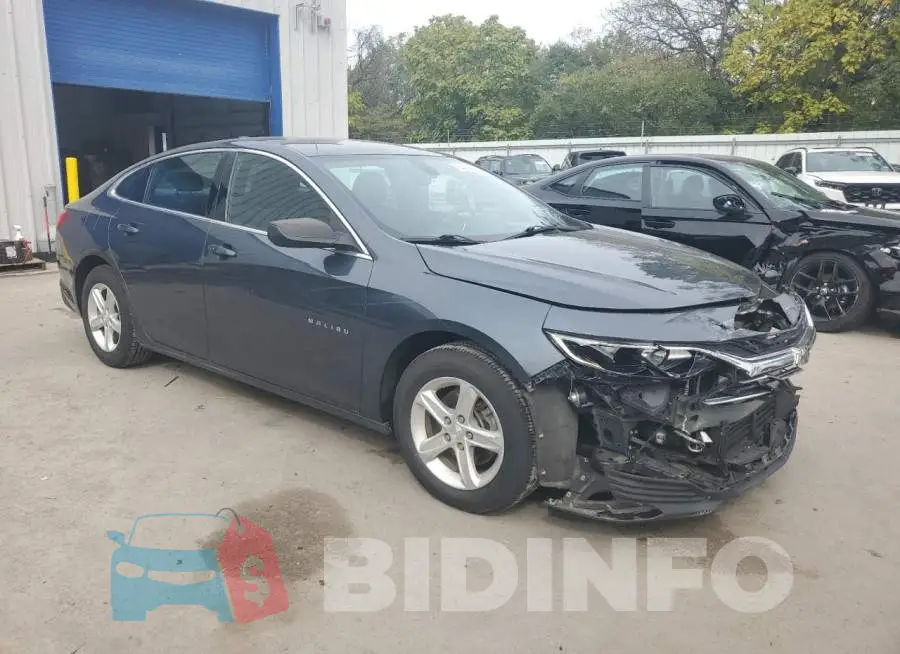 1G1ZB5ST4KF190013 Photo# 4