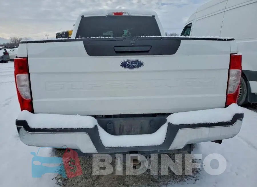1FT7X2B68NED51143 Photo# 6