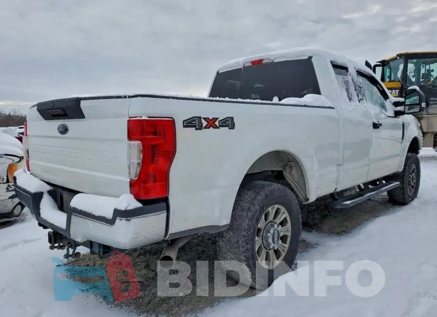 1FT7X2B68NED51143 Photo# 3