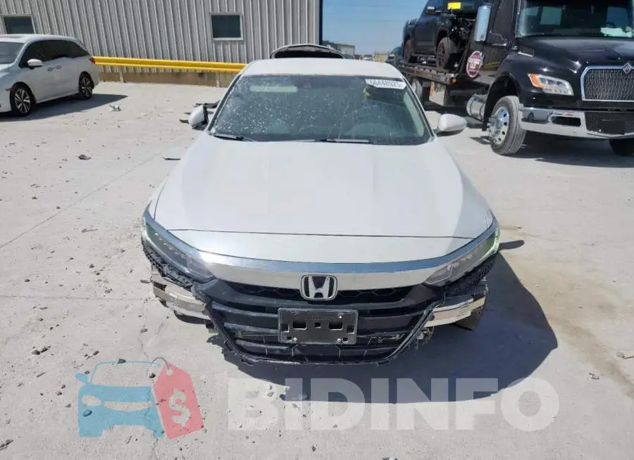 1HGCV1F16KA007571 Photo# 5