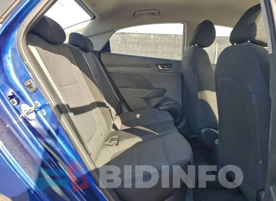 3KPC24A39KE049974 Photo# 10