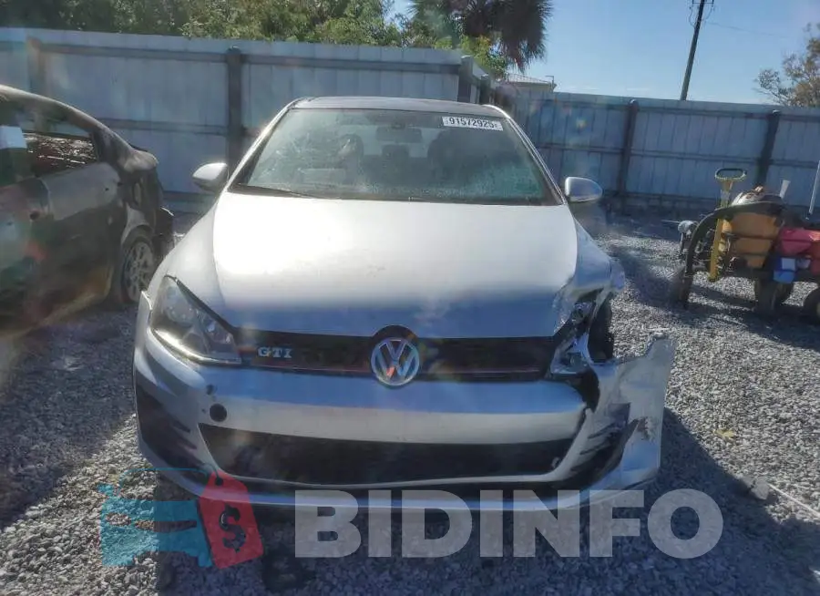 3VW5T7AUXGM008229 Photo# 5
