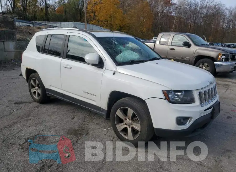 1C4NJDEB5HD192394 Photo# 4