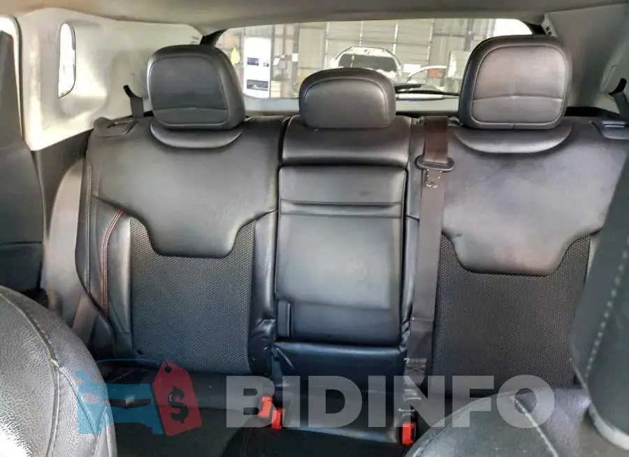 3C4NJDDB5LT151557 Photo# 10