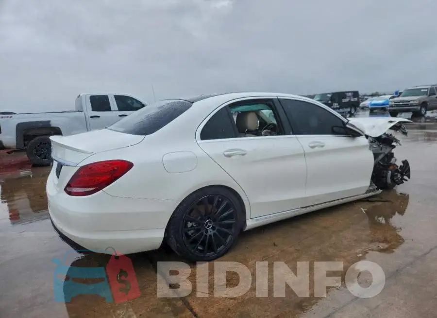 WDDWF4JB8GR177861 Photo# 3