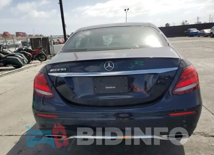 WDDZF8DB1LA700176 Photo# 6