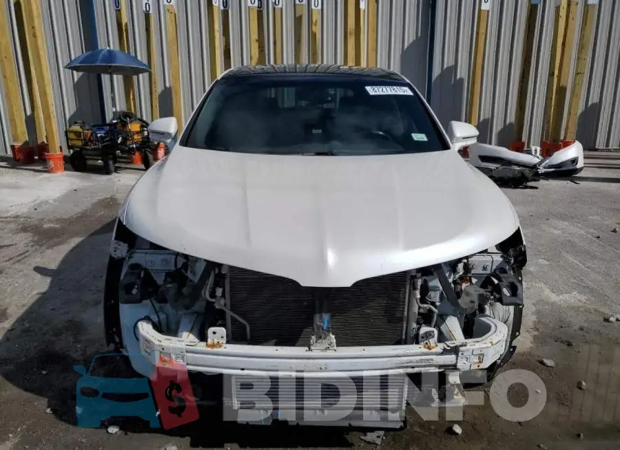 2LMTJ8LP5GBL29044 Photo# 5