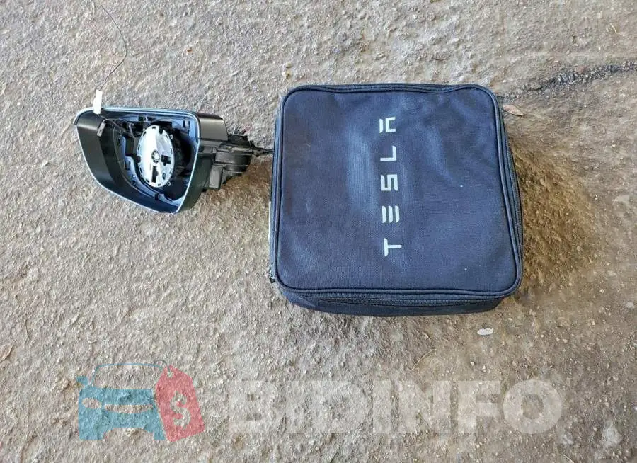 5YJ3E1EA6NF290047 Photo# 12