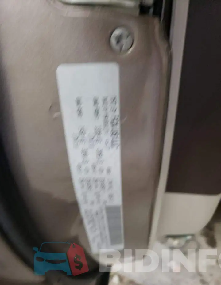 2C4RC1BG6HR747196 Photo# 14