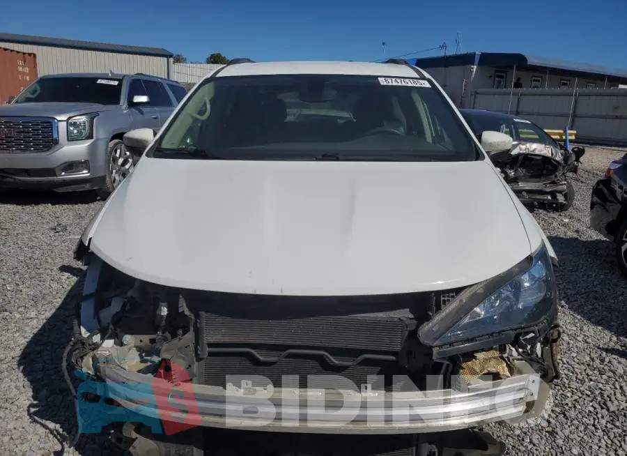 2C4RC1DG1MR532509 Photo# 5