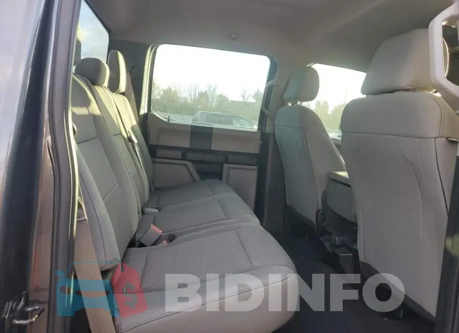 1FT8W3DT6JEB80127 Photo# 10