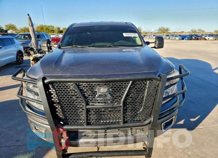 1N6BA1F45JN517351 Photo# 5