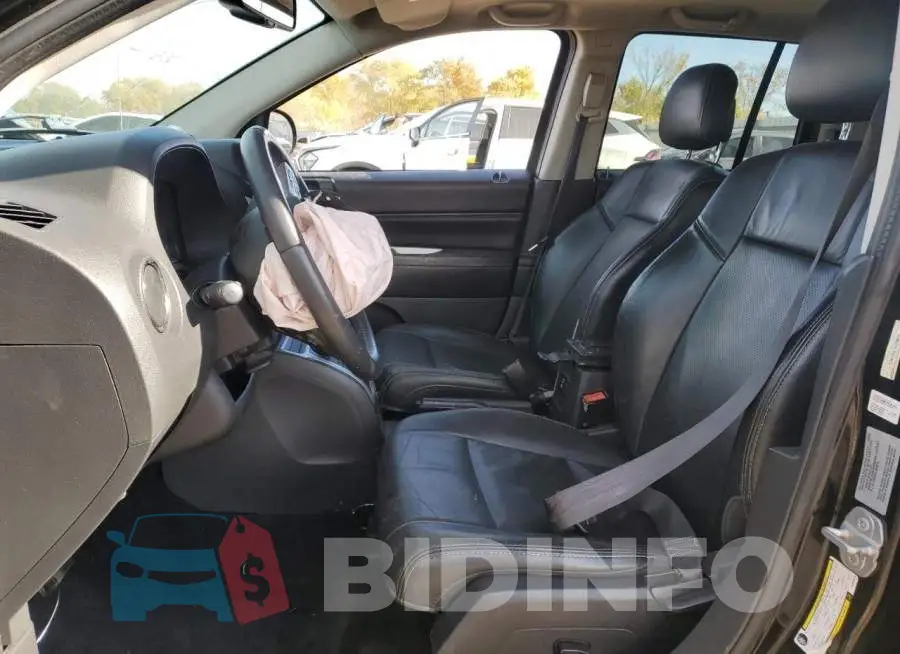 1C4NJCEB7HD209674 Photo# 7
