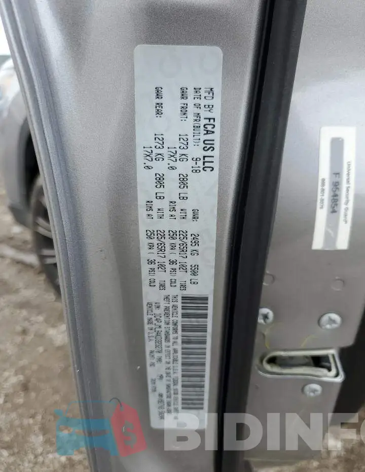 1C4PJMLB4KD323270 Photo# 13