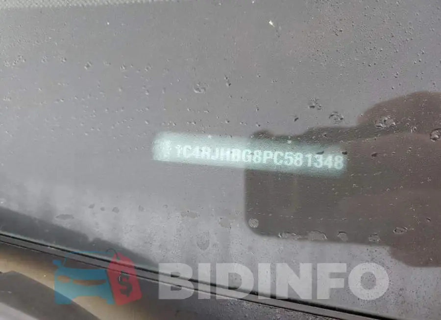 1C4RJHBG8PC581348 Photo# 12