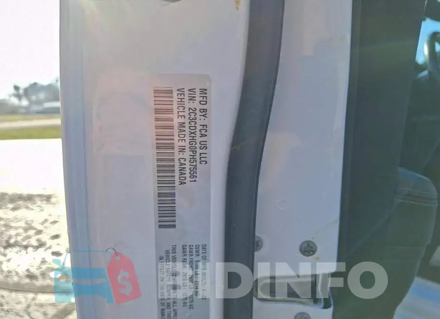 2C3CDXHG0PH575561 Photo# 10