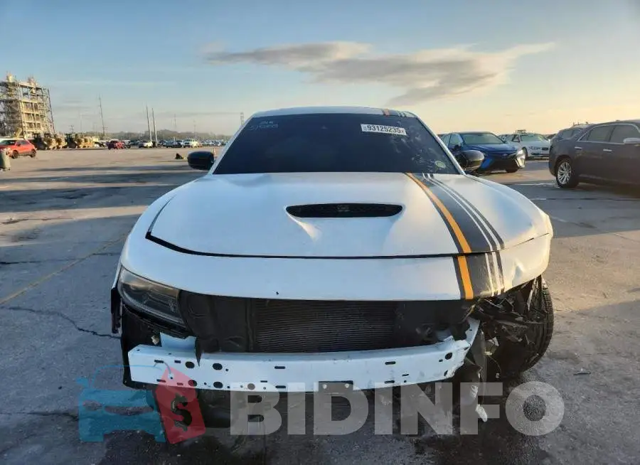 2C3CDXHG3PH515855 Photo# 5
