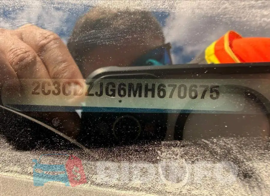 2C3CDZJG6MH670675 Photo# 12