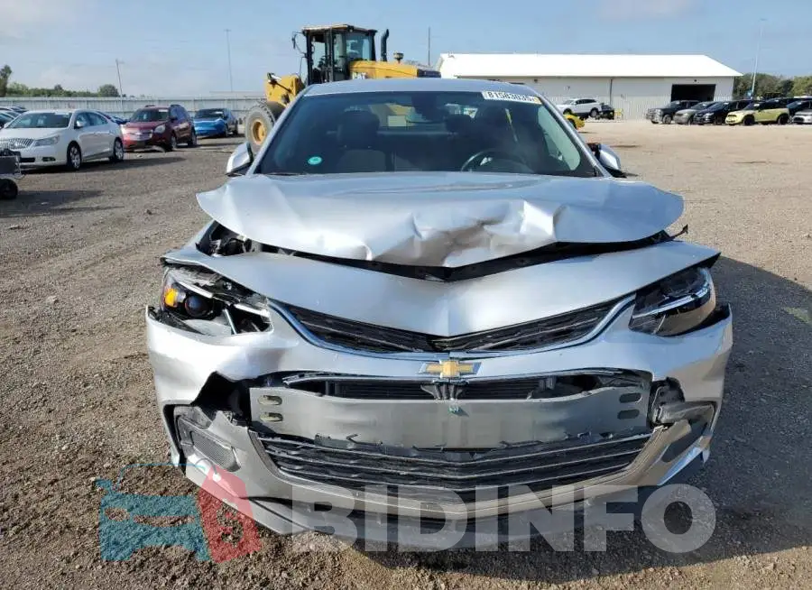 1G1ZD5ST2JF120194 Photo# 5