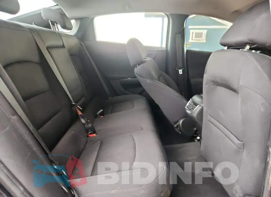 1G1ZD5ST3NF183844 Photo# 10