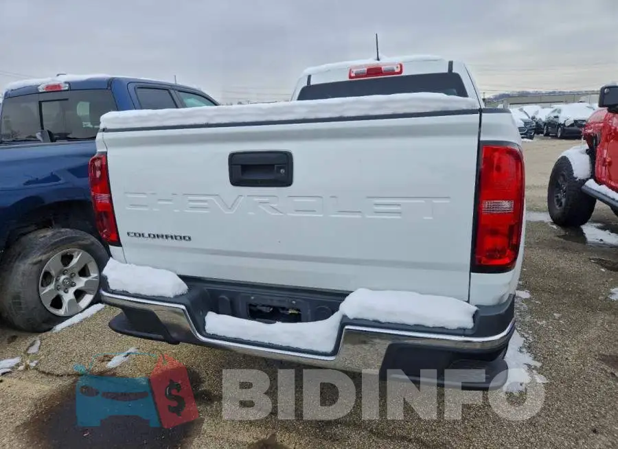 1GCHTBEA8N1257948 Photo# 6
