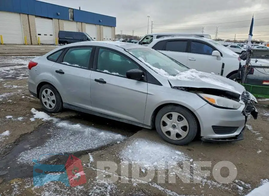 1FADP3E21GL202076 Photo# 4