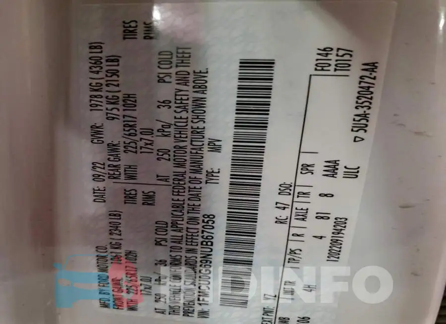 1FMCU0G69NUB67058 Photo# 13