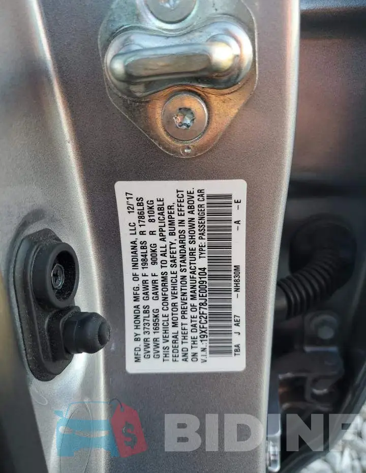 19XFC2F78JE009104 Photo# 12