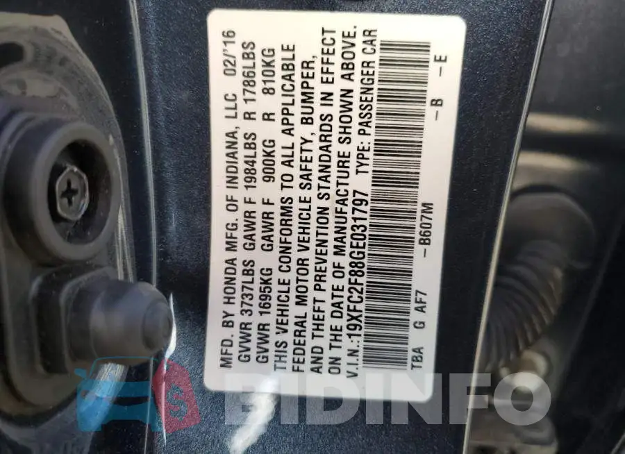 19XFC2F88GE031797 Photo# 12