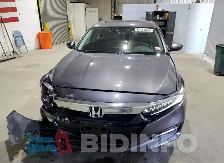 1HGCV3F92KA017547 Photo# 5