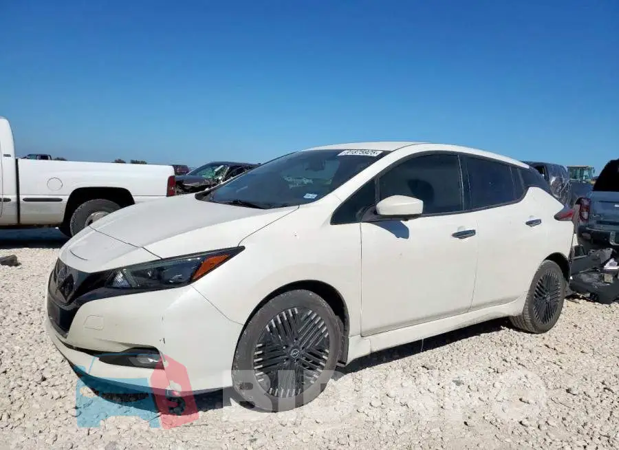 1N4CZ1CV4PC552325 Photo# 1
