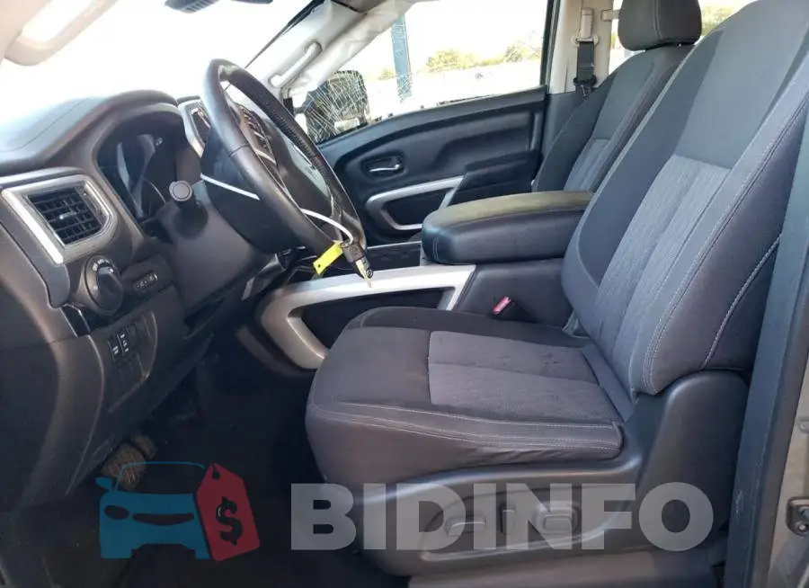 1N6AA1EDXMN501048 Photo# 7