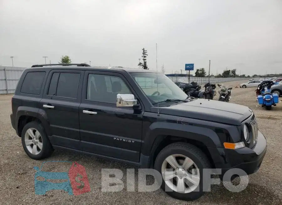 1C4NJPFB3GD507983 Photo# 4