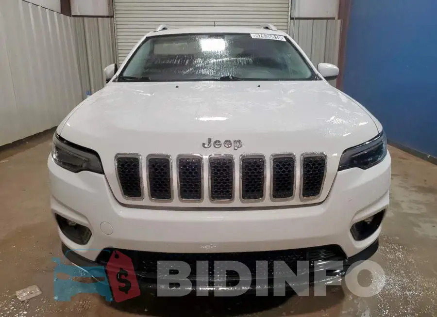 1C4PJLCB6KD203237 Photo# 5