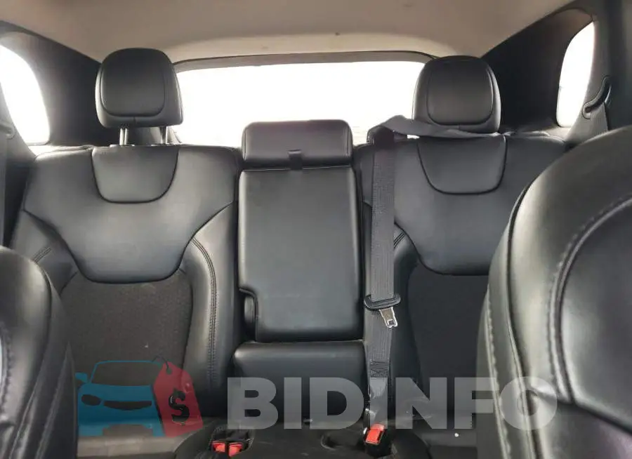1C4PJLLB5KD448434 Photo# 10