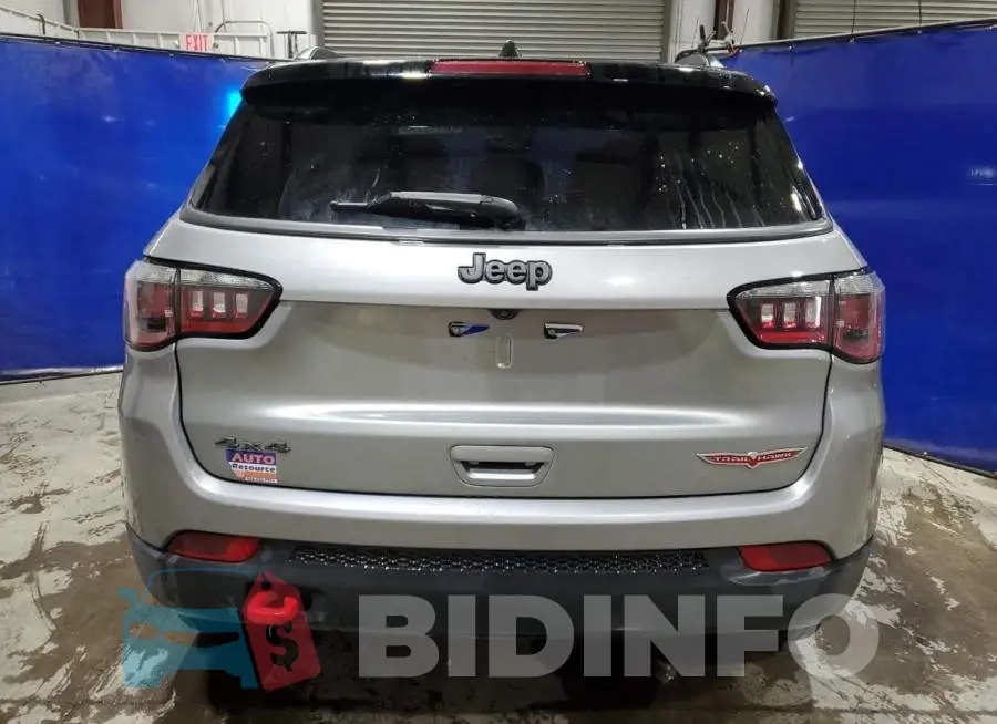 3C4NJDDB3LT184606 Photo# 6