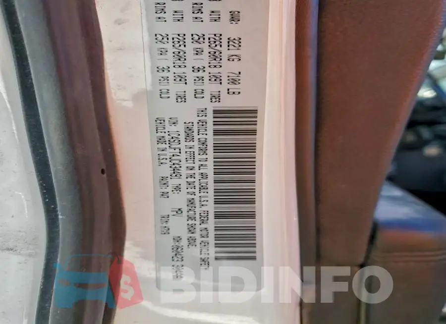 1C4SDJFT4JC434491 Photo# 13