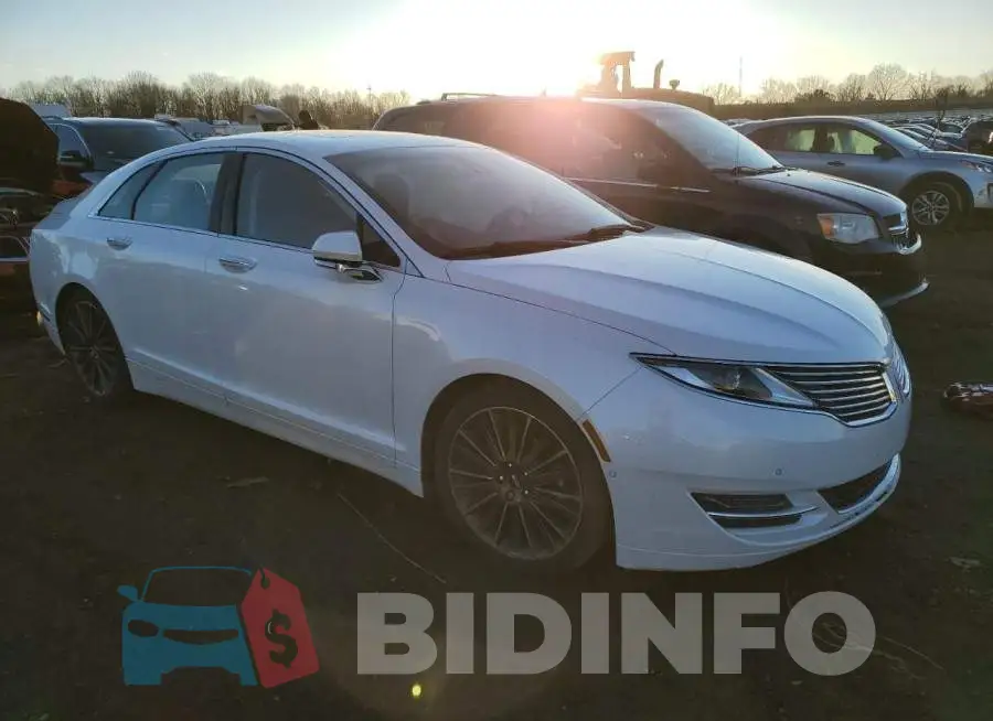 3LN6L2LUXGR632201 Photo# 4