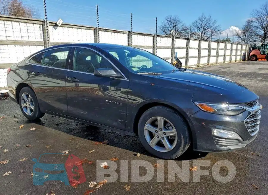 1G1ZD5ST0RF213422 Photo# 4