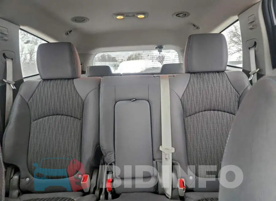 1GNKVFED4GJ176540 Photo# 10