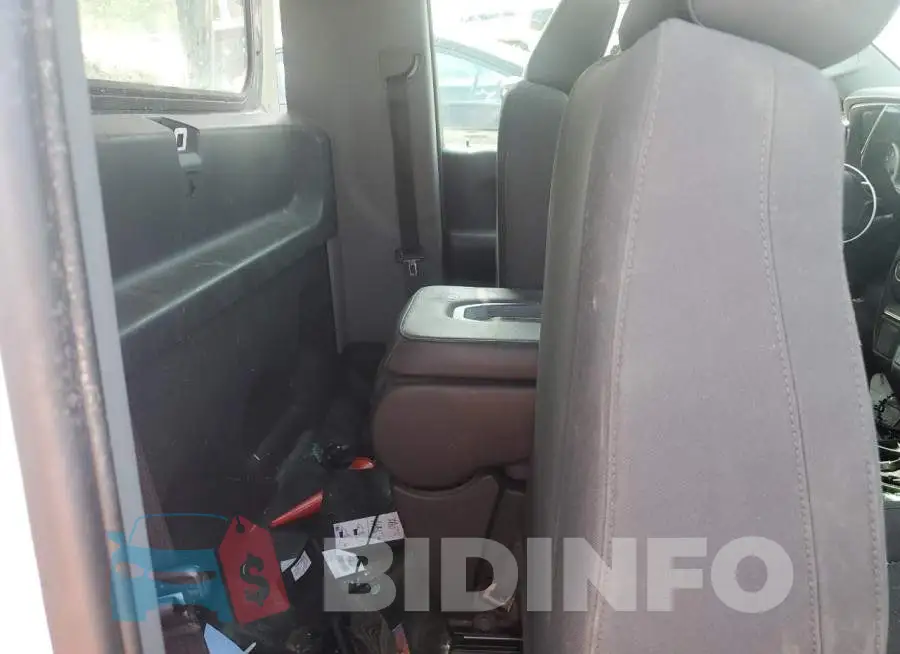 3GCNWAEH6LG127098 Photo# 10