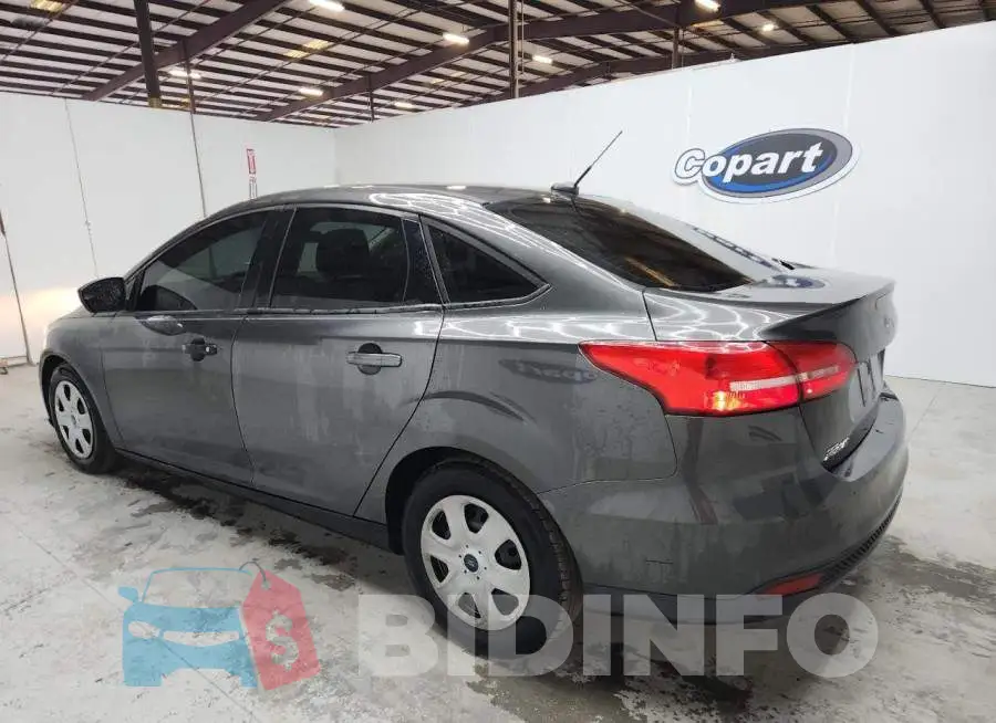 1FADP3E20JL285099 Photo# 2