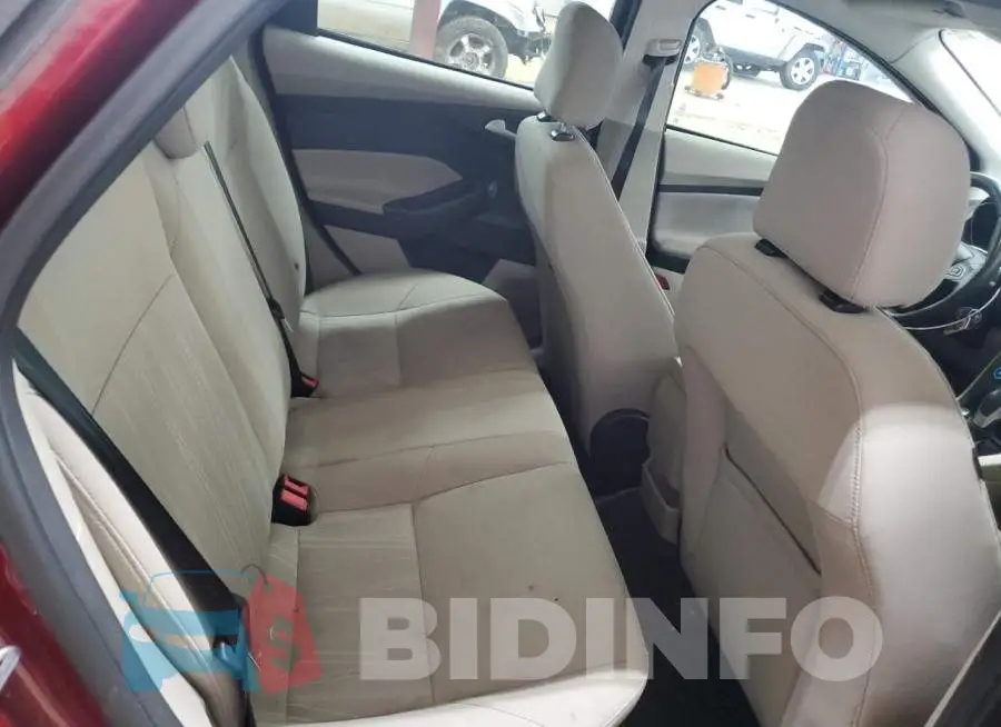 1FADP3F22GL241547 Photo# 10
