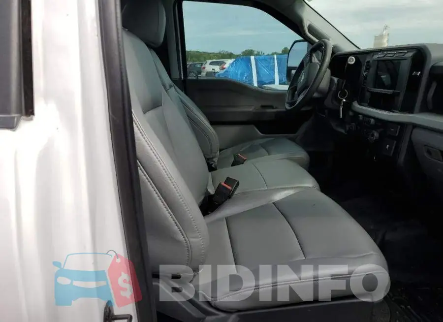 1FTRF3BA6PED16206 Photo# 10
